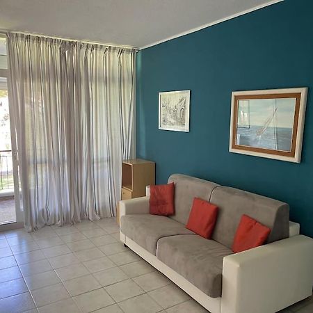 Casina Mare Bibbona Apartment Marina Di Bibbona Exterior photo